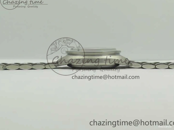 1225 ComfortFit Speedmaster SS “Speedy Tuesday” OMF Best Edition Black Dial on SS Bracelet Manual Winding Chrono Movement 7994